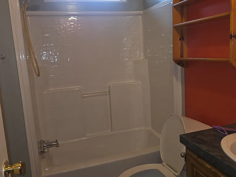187 Lynnwood Cir — Photo 11
