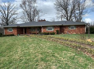 11 Manor Dr, Winchester, KY 40391