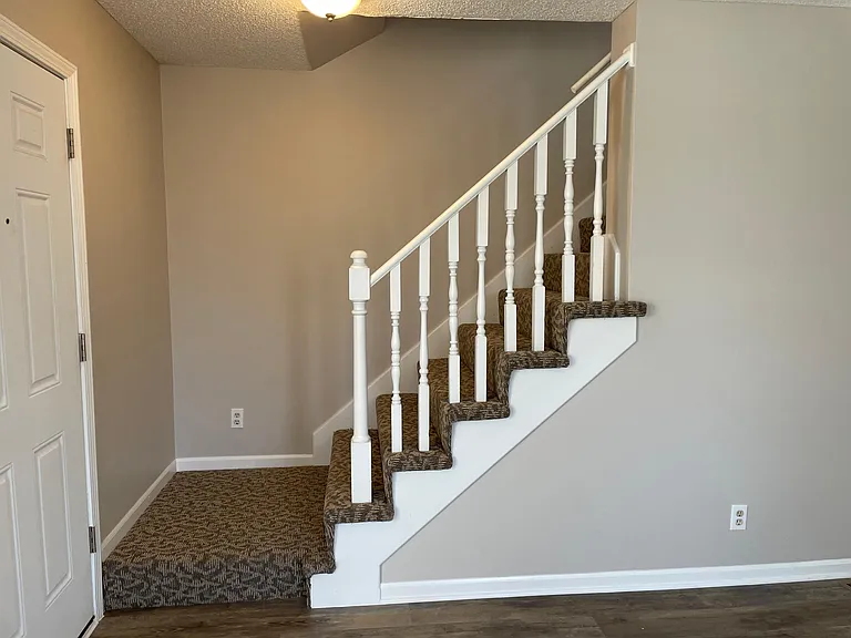 1320 E 41st St — Photo 5