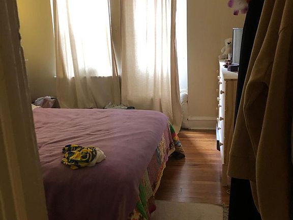 4th image of 334 Lombard St #114