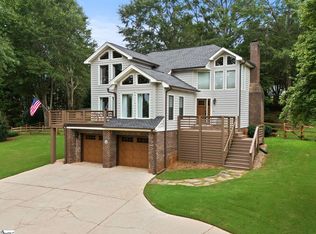 323 Bass Cove Dr, Taylors, SC 29687