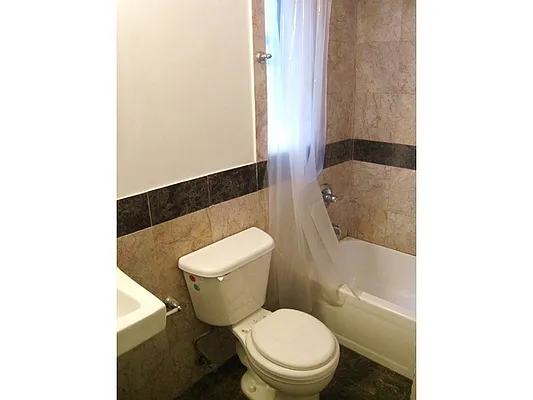 Rented by Station Cities | media 37