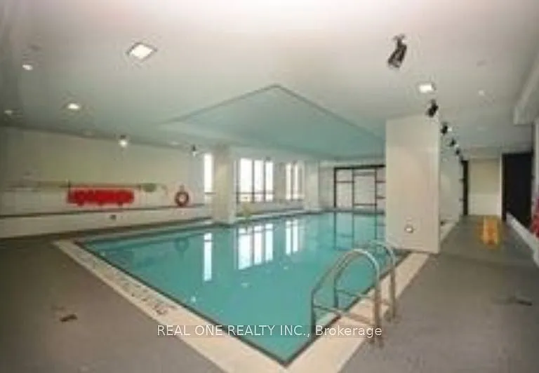 510 Curran Pl #1510 — Photo 13