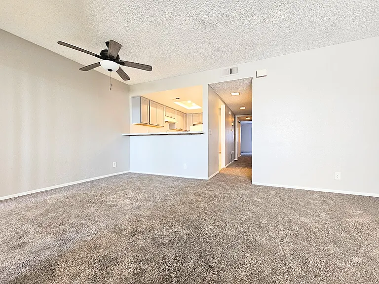 252 Date Ave #F — Photo 13