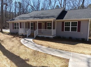 247 N Burris Rd, Sharon, SC 29742