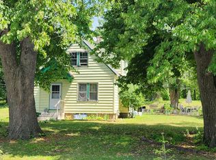 231 Mercury St S, Cosmos, MN 56228