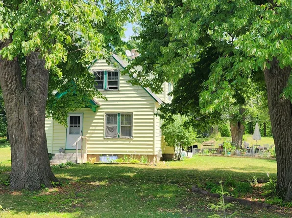 231 Mercury St S, Cosmos, MN 56228
