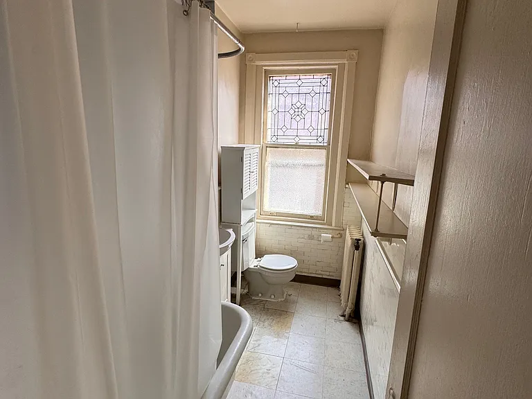 522 S 46th St #3 — Photo 11