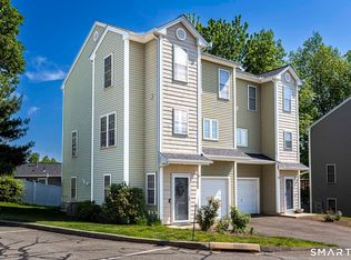 49 Quarry Farms #49, Meriden, CT 06451
