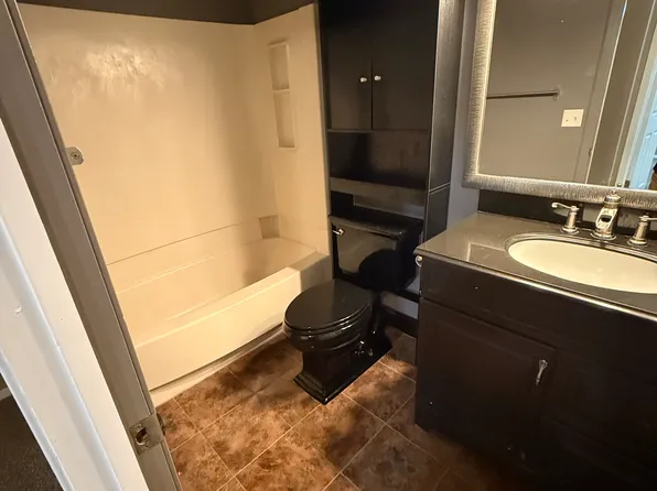 43538 W Arbor Way Dr APT 152, Canton, MI 48188