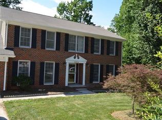 2304 Whispering Springs Dr, Matthews, NC 28105