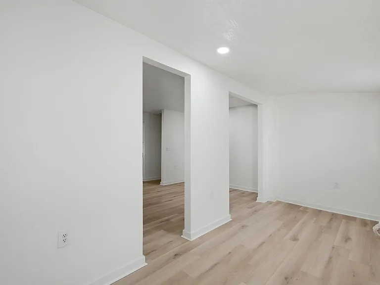 1824 Grayson St — Photo 30