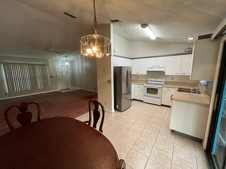 2361 S Biscayne Dr — Photo 6