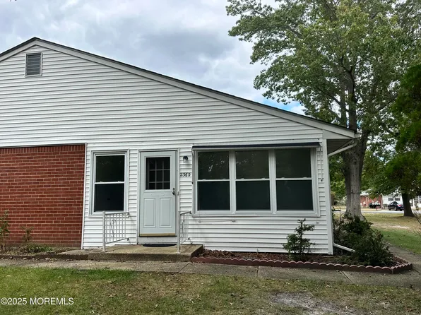 236 D Columbine Avenue, Whiting, NJ 08759