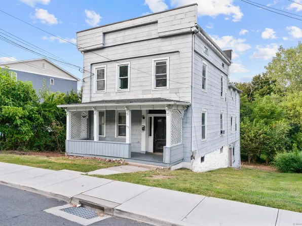 63 Grand Street, Danbury, CT 06810