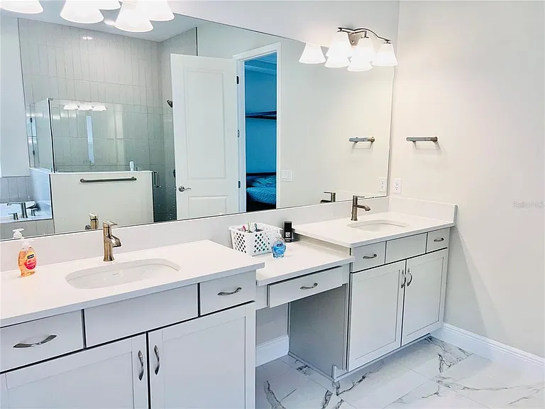 9632 Surrey Rose Dr — Photo 16