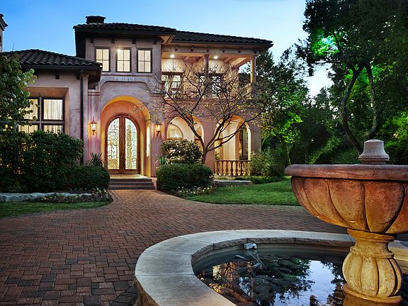 3rd image of 7749 Escala Dr