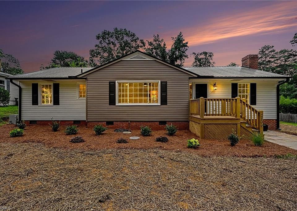 1st image of 2309 Fernwood Dr