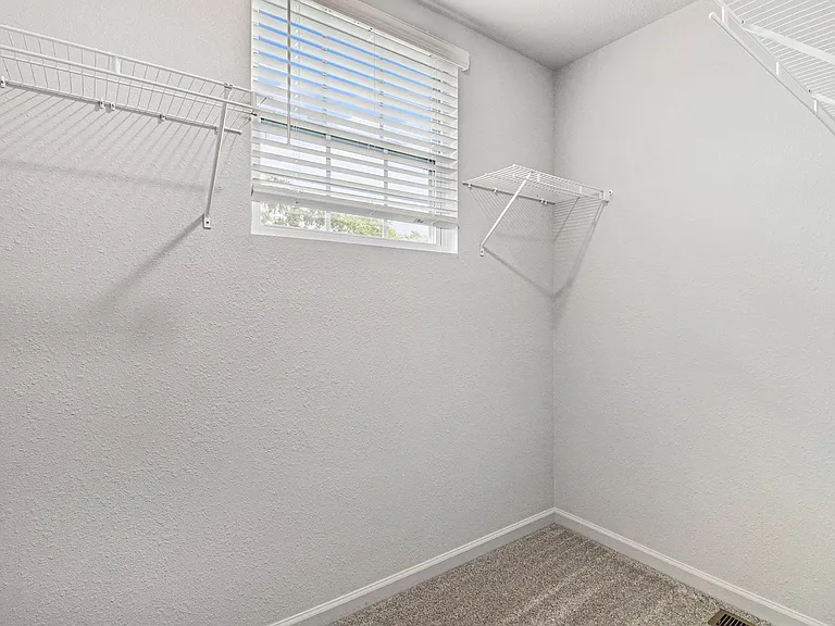 2216 Macatawa Ln — Photo 21
