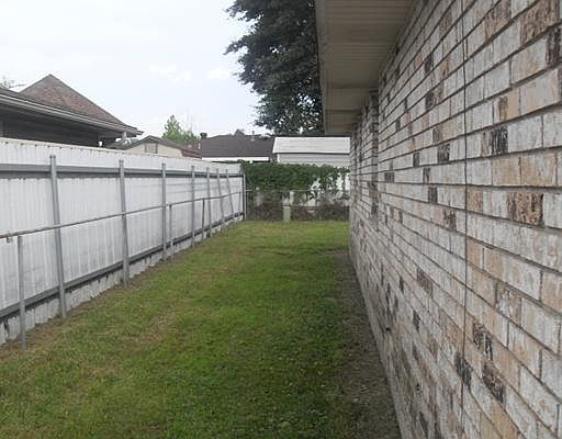 2nd image of 2417 Kingbird Dr
