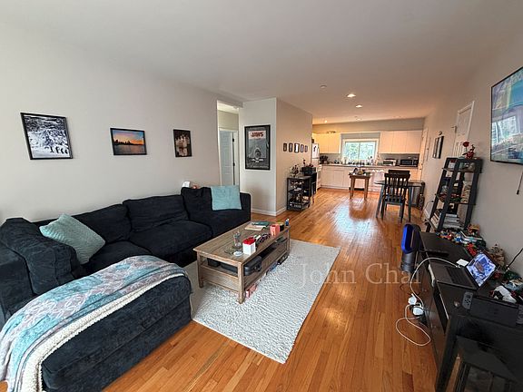 5th image of 48 Kent St APT 2