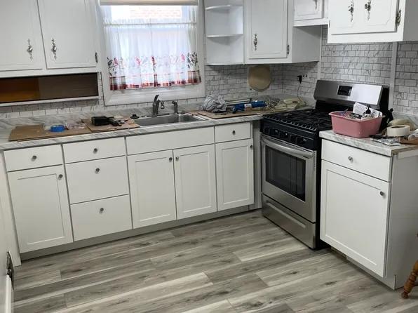 724 Charette Rd, Philadelphia, PA 19115