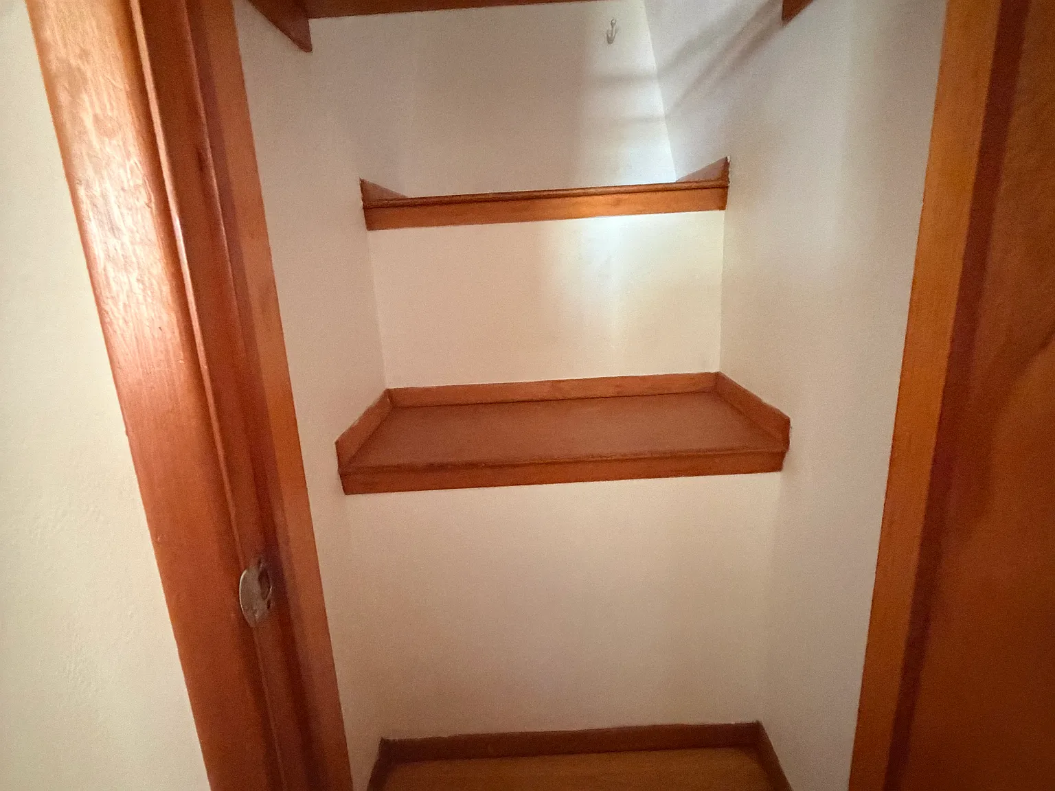 2 bed, 800 sqft, $1,200 — Photo 4