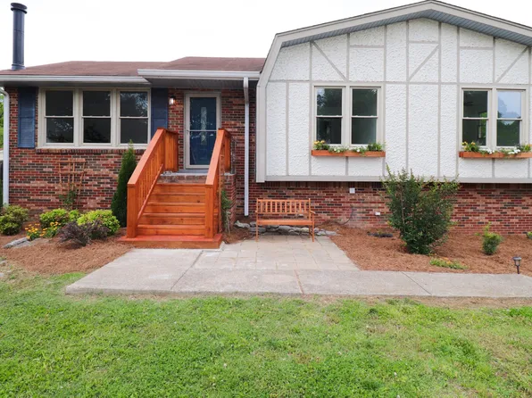 119 Susan Dr, Hendersonville, TN 37075