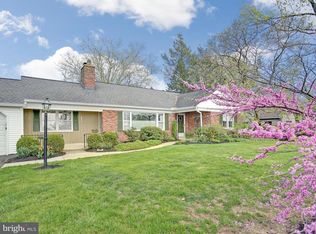 849 Country Club Rd, Camp Hill, PA 17011