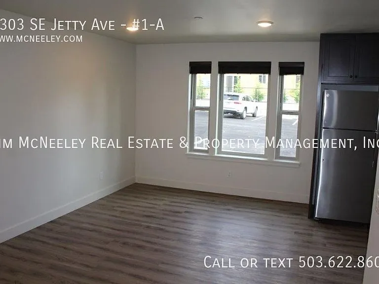 1303 SE Jetty Ave #1-A — Photo 6