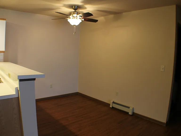 Pinedale Apartments and Red Cedar Townhomes — Photo 18