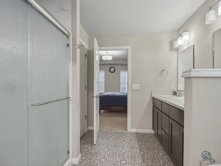 1835 Summerfield Way — Photo 31