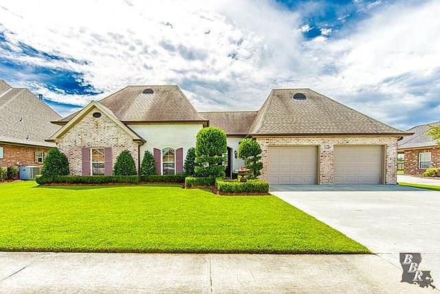 1st image of 293 Port Royal Way