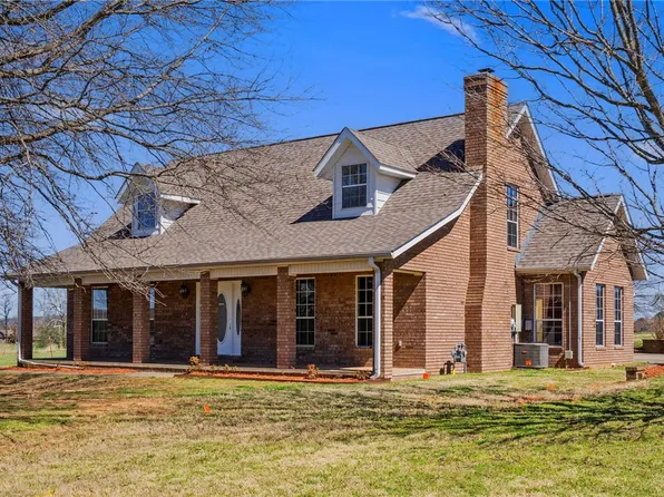 2164 S Hunt Ln, Fayetteville, AR 72701