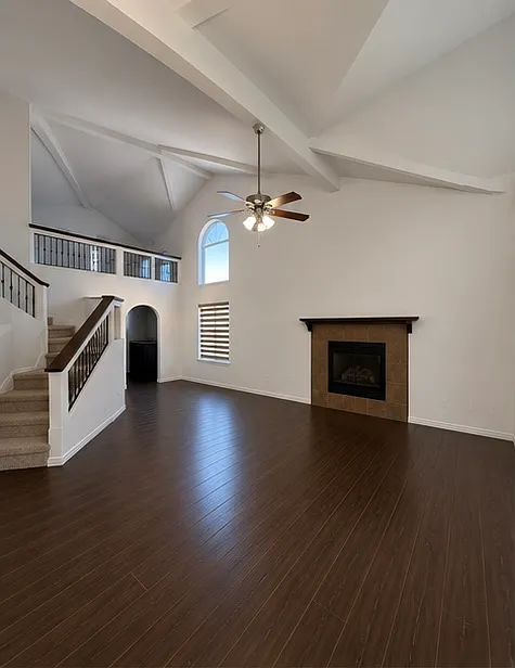 4 bed, 2192 sqft, $2,500 — Photo 3