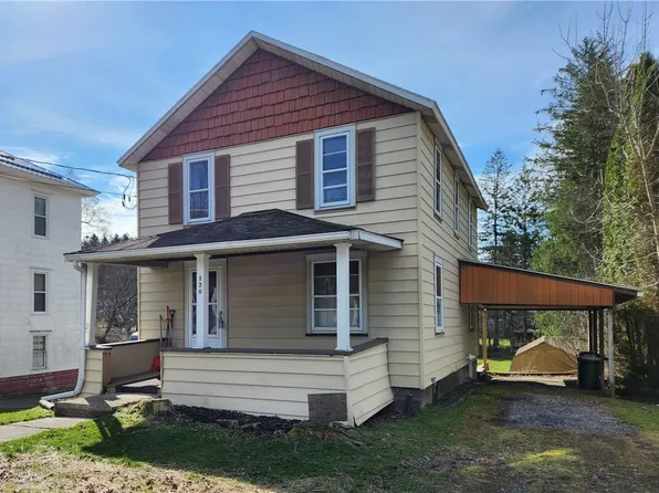 120 E South St, Groton, NY 13073