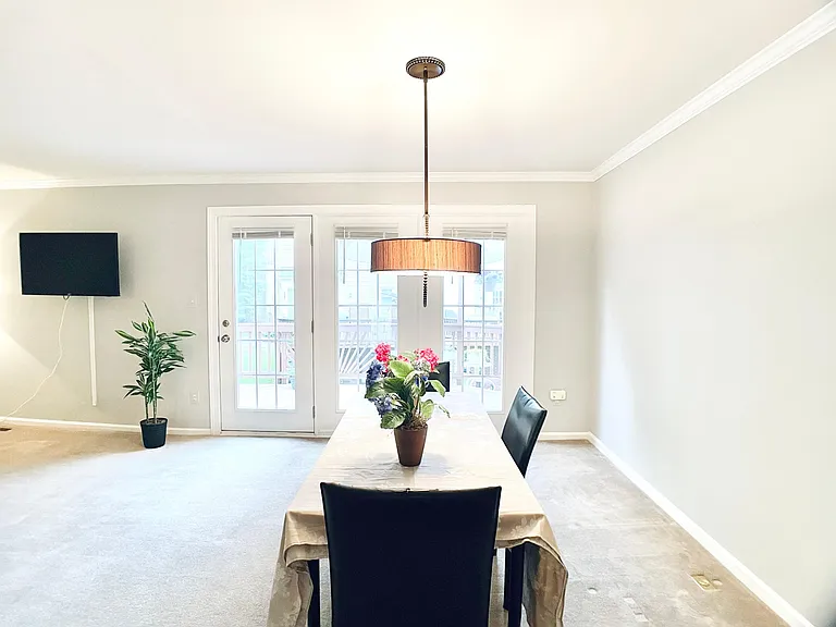 3903 Clares Ct — Photo 9