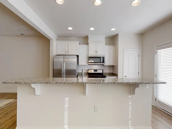 1410 Scholar Dr, Durham, NC 27703