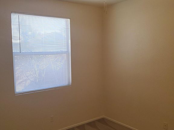 4th image of 2284 Crooked Creek Ave