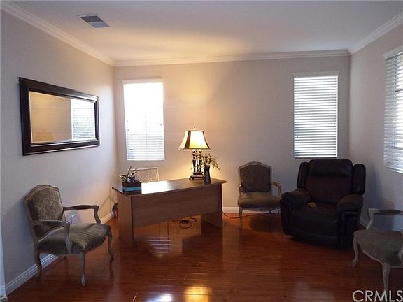 4th image of 26352 Bradshaw Dr