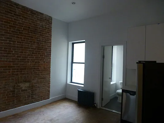 Rented by Bohemia Realty Group | media 38