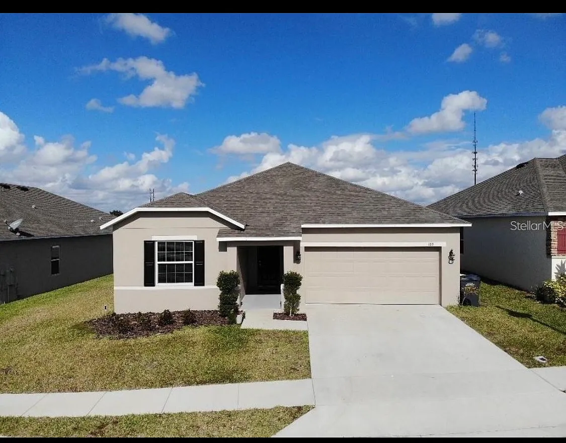 3 bed, 1616 sqft, $2,150 — Photo 1