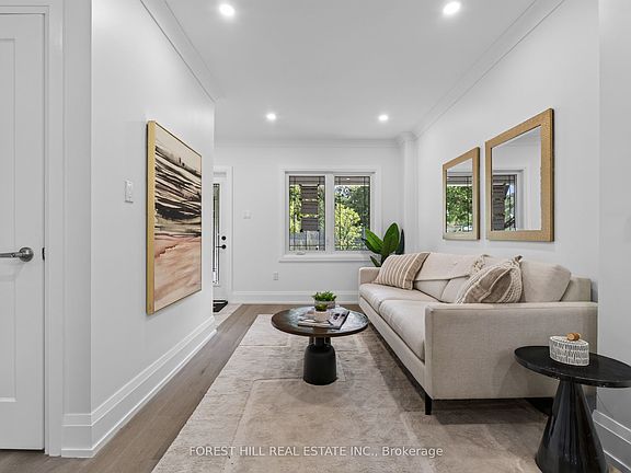 4th image of 54 Chatham Ave
