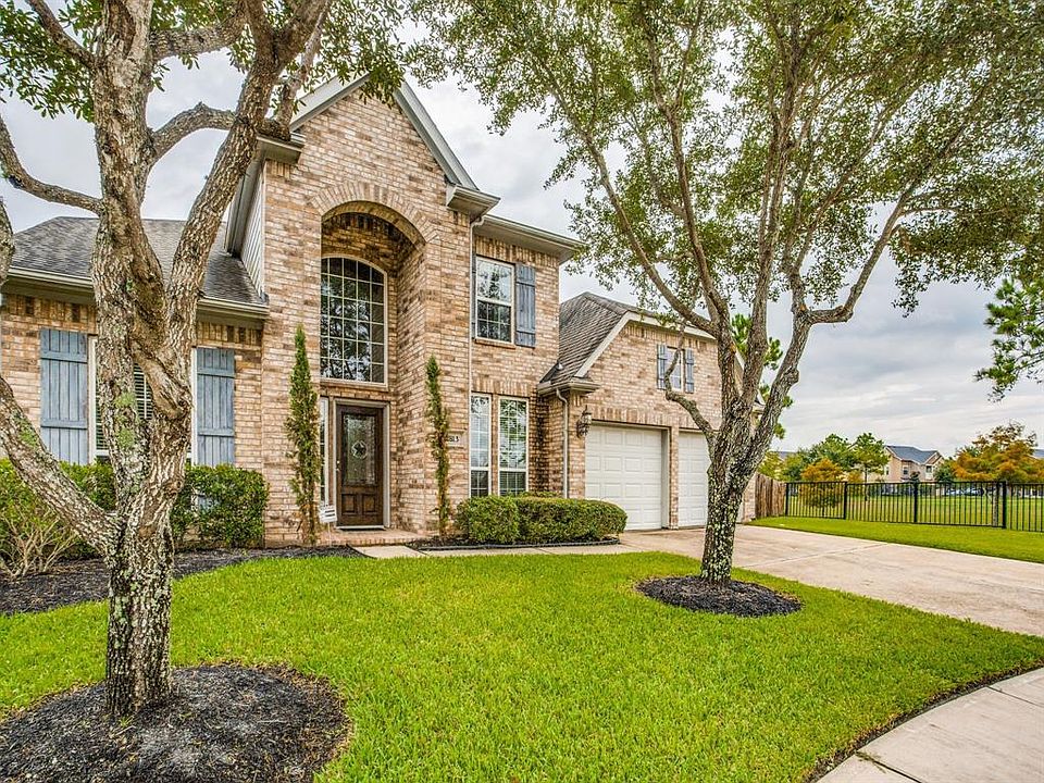 1st image of 2813 Rocky Springs Dr