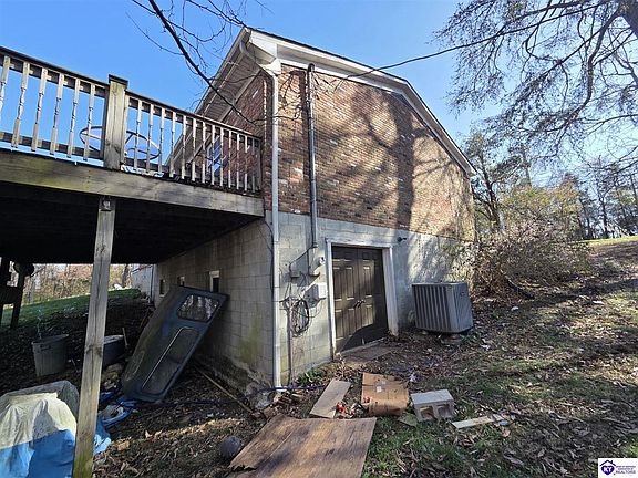 4th image of 40 Stovall Rd