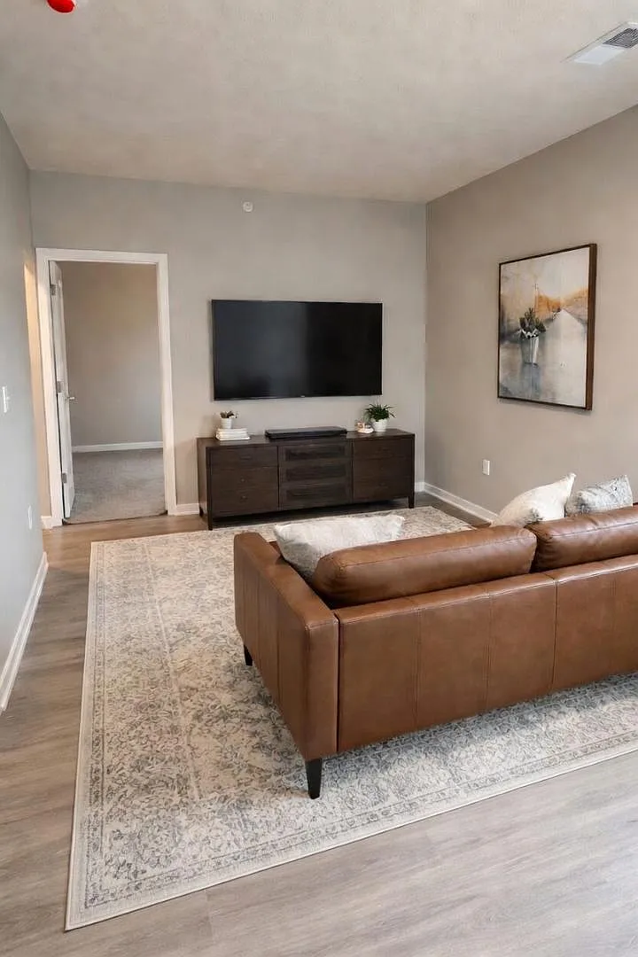 3513 Howard St - 202 — Photo 2