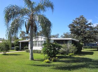 2835 Manatee Rd, Tavares, FL 32778