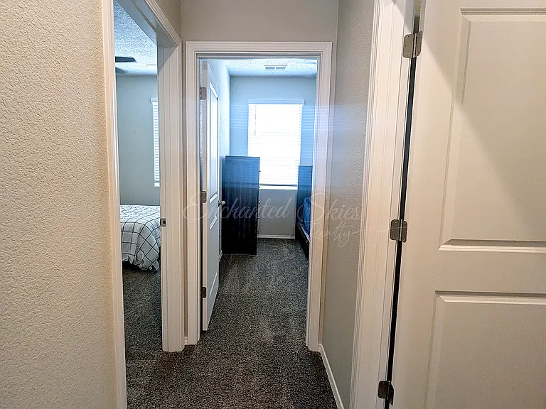 3212 Berkshire Rd NE — Photo 37