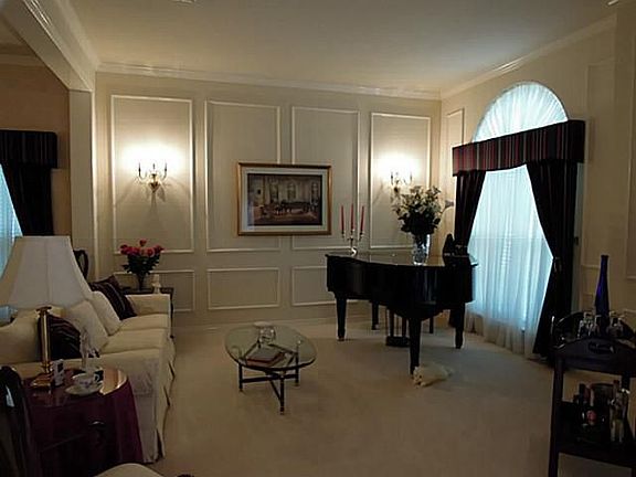 5th image of 4113 Barnsley Dr