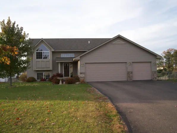 7865 Marilyn Dr, Lino Lakes, MN 55014